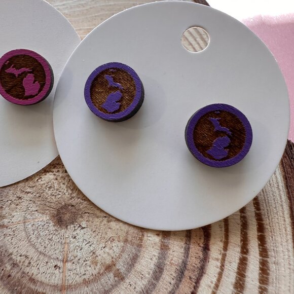 NEW Michigan Wooden Stud Earrings - Picture 3 of 4